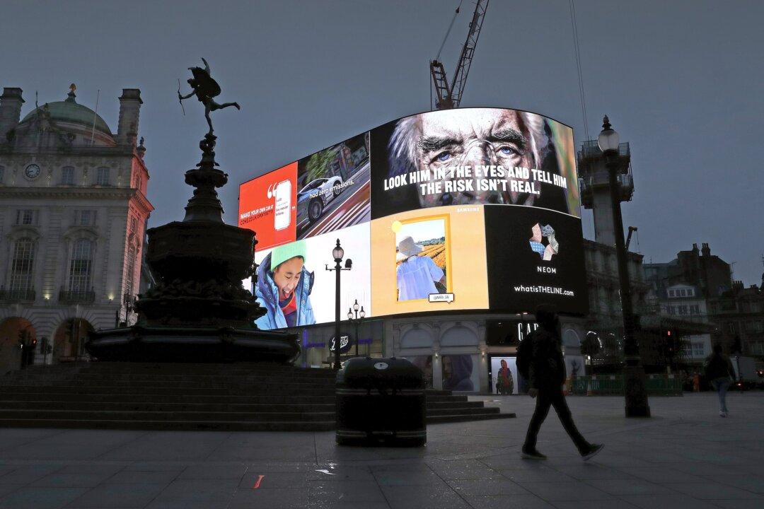 COVID-19 Lockdowns Caused ‘Profound Loneliness and Pain,’ Inquiry Hears