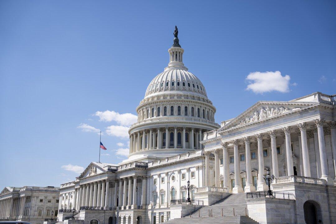 Bipartisan Journalism Anti-Trust Bill Advances in Congress, Sparks Debate on Content Moderation