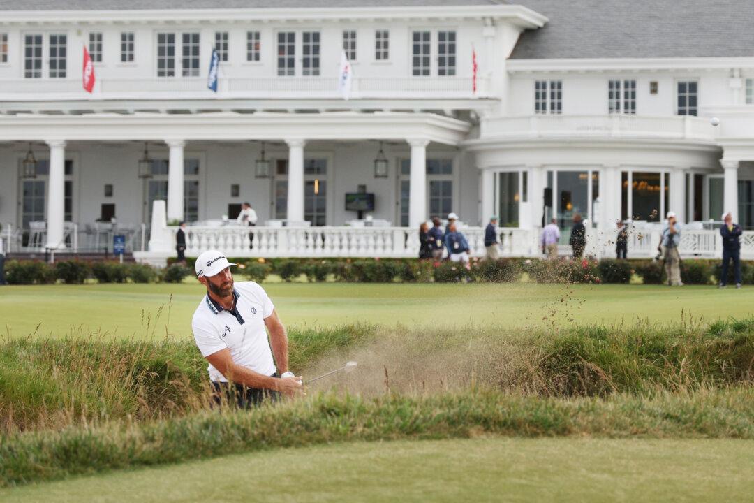 Historic 62s From Rickie Fowler, Xander Schauffele Kick Off U.S. Open
