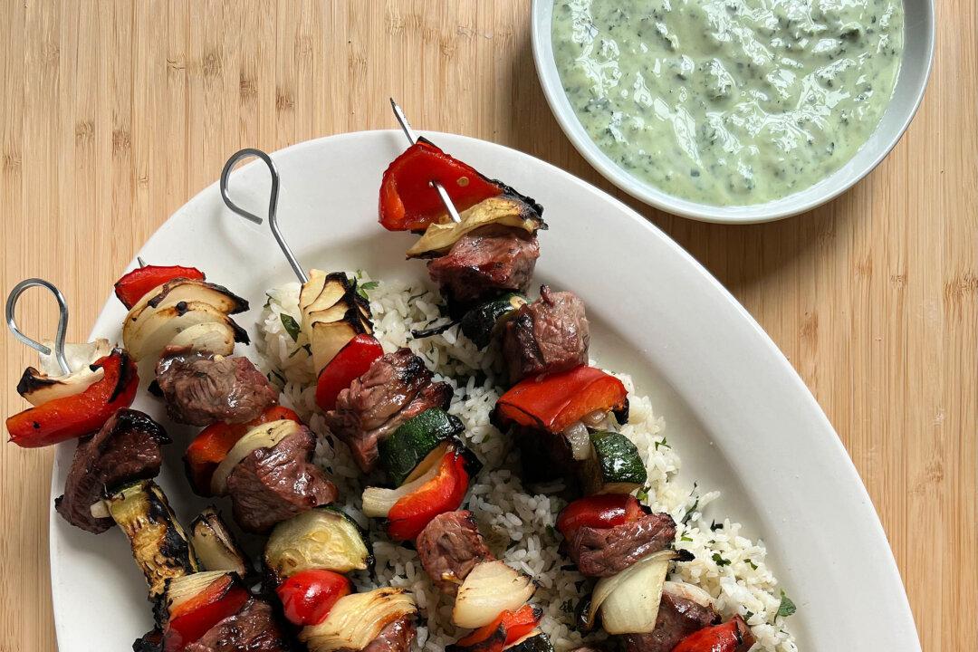 Grilled Steak Kebabs With Spicy Cilantro Sauce