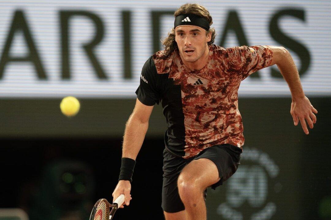 ATP Roundup: Stefanos Tsitsipas Fends Off Challenge to Win in Halle