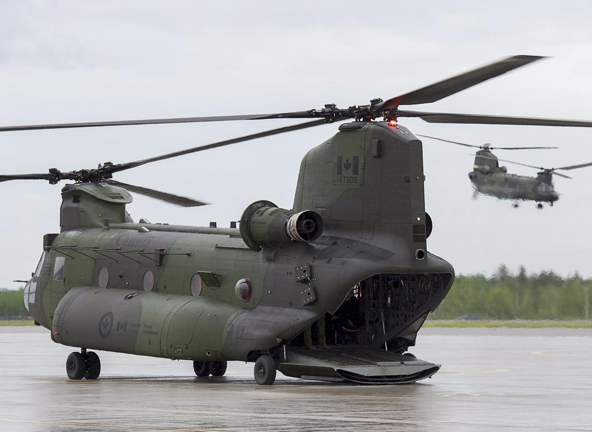 Two RCAF Members Missing, Two Rescued After Helicopter Crash Near Ottawa River