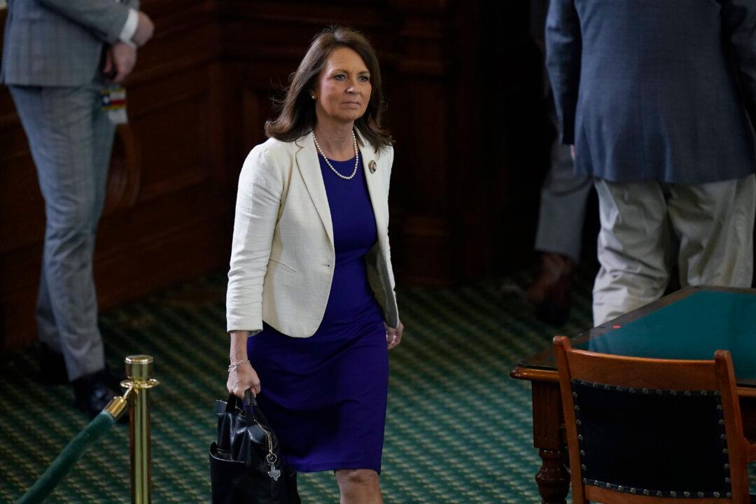 ‘I Will Carry Out My Duties’: Texas Sen. Angela Paxton on Husband’s Pending Impeachment Trial
