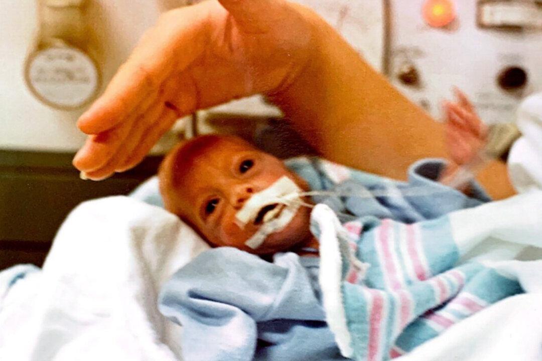 God’s 15 Miracles: Abortion Survivor Tells How Her Dad’s Prayers Doomed Her Mom’s 6 Abortion Attempts