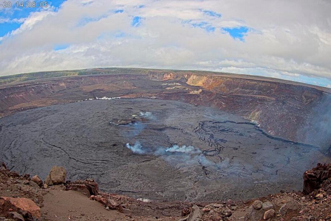 Hawaii Volcano Stops Erupting, Putting an End to Stunning Lava Show