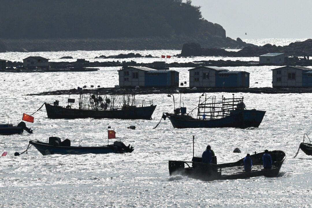 US and China ‘Drifting Into War’: Former Joint Chiefs Chairman