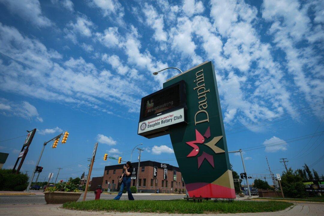 Charity Thanks Victims’ Families for Food, Clothing After Deadly Manitoba Bus Crash