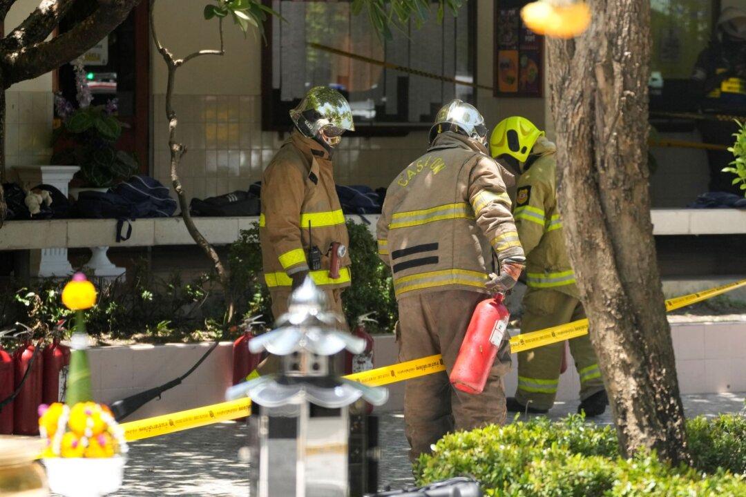 Exploding Fire Extinguisher Kills a Student and Injures 5 During a High School Fire Drill in Bangkok