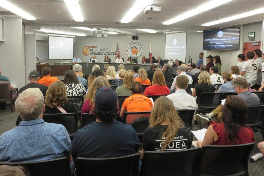 Orange Unified Adopts ‘Parent Bill of Rights,’ Votes to Fly Governmental Flags Only