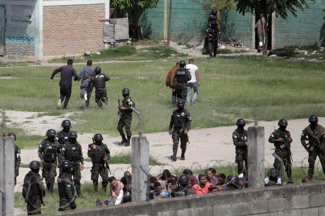 Honduras Military Takes Over Prisons After Dozens Die in Riot