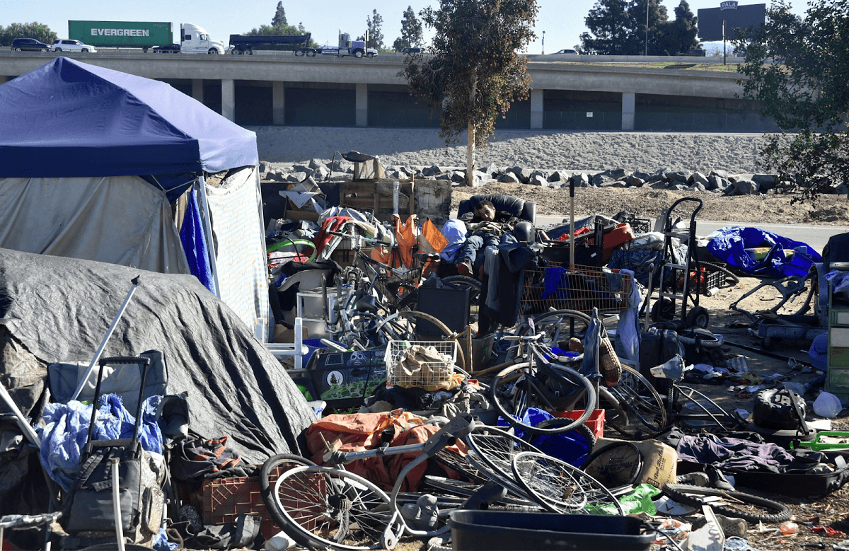 City in Indiana Pays Remote Workers $5,000-Plus to Move There, Attracting Californians and Others