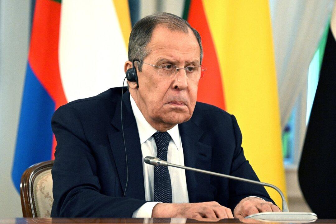 Russia’s Lavrov Says Moscow Is in Contact With US About Embassies
