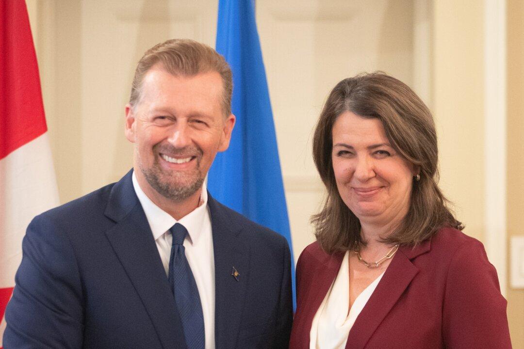 Mandate Letter to Alberta’s Public Safety Minister Calls for Ankle Bracelets for Violent Offenders, Provincial DNA Lab