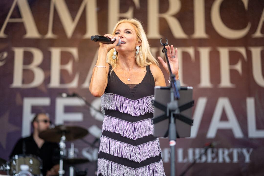 ‘God Placed Me Here Tonight for a Reason’: Country Singer Julie Roberts Performs at America the Beautiful Festival
