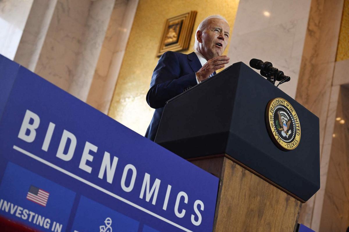 JPMorgan Chase CEO Questions ‘Bidenomics’, Warns Against Mixing Economic and Political Agenda