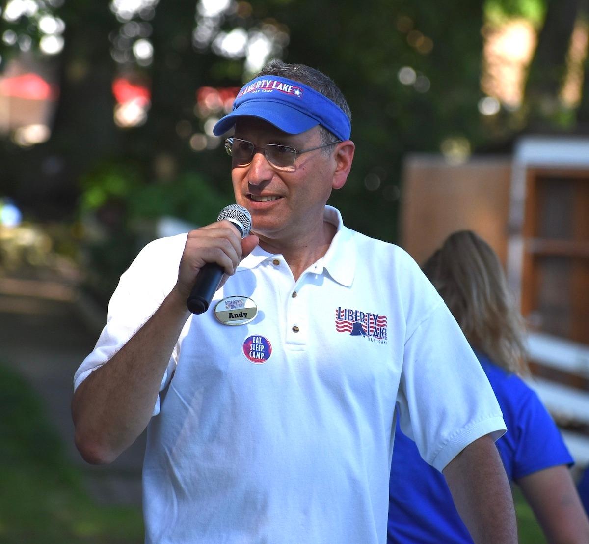 American Camp Association director Andy Pritikin leads Liberty Lake Day Camp in Bordentown, N.J. (Courtesy of the American Camp Association)
