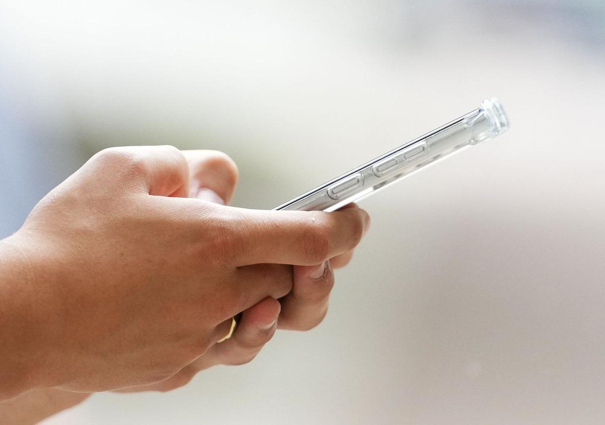 Court Tells Ottawa Police to Return Phones After 175 Million Attempts to Crack Passcode