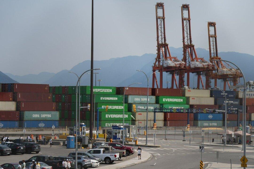 Workers to Rally on Day Six of BC Port Strike, Employer Seeks Binding Arbitration