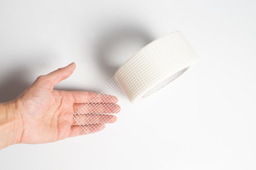 How to Repair Plaster Wall Cracks