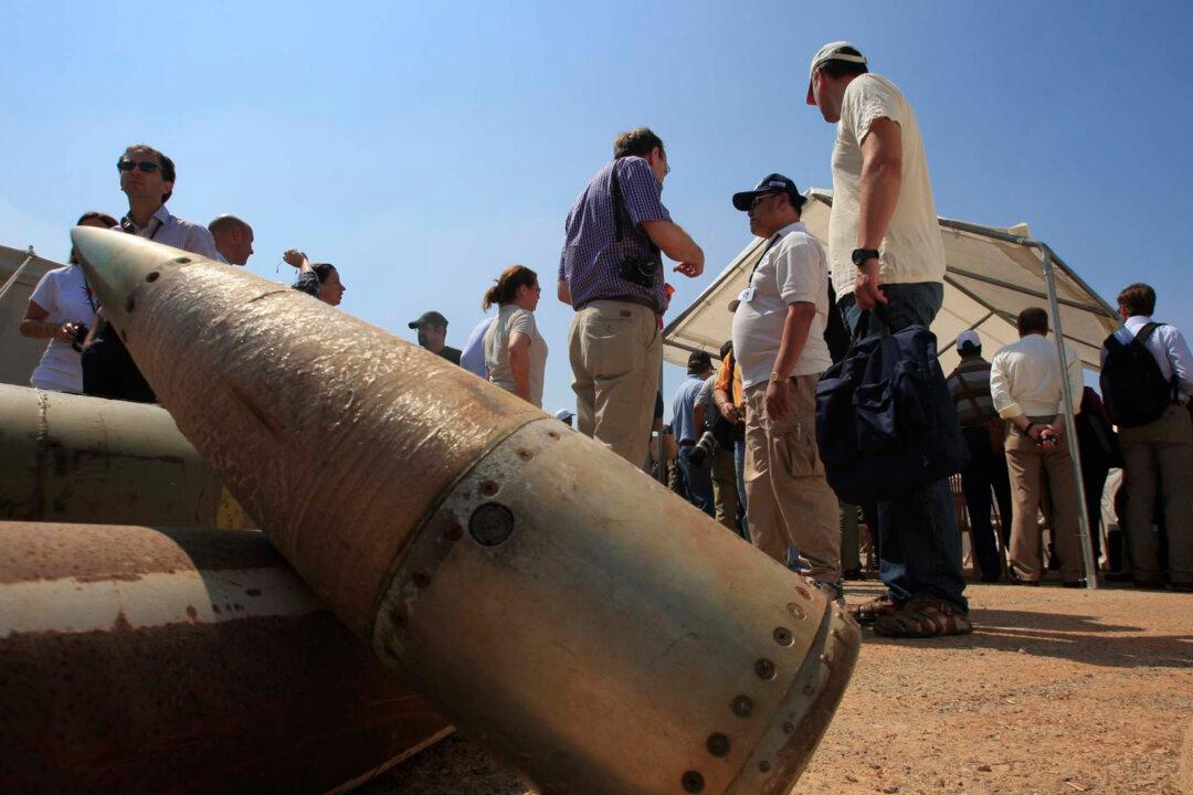 Canada Opposes US Sending Cluster Munitions to Ukraine
