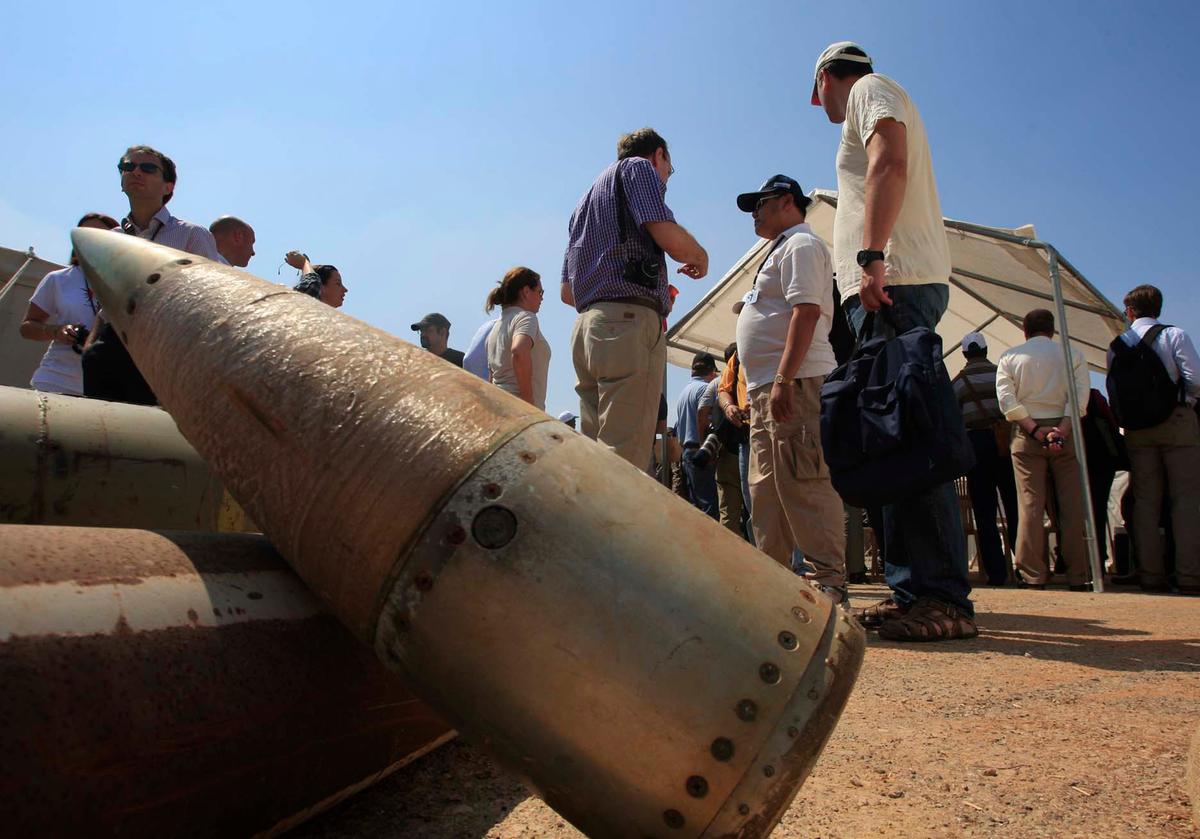 Canada Opposes US Sending Cluster Munitions to Ukraine