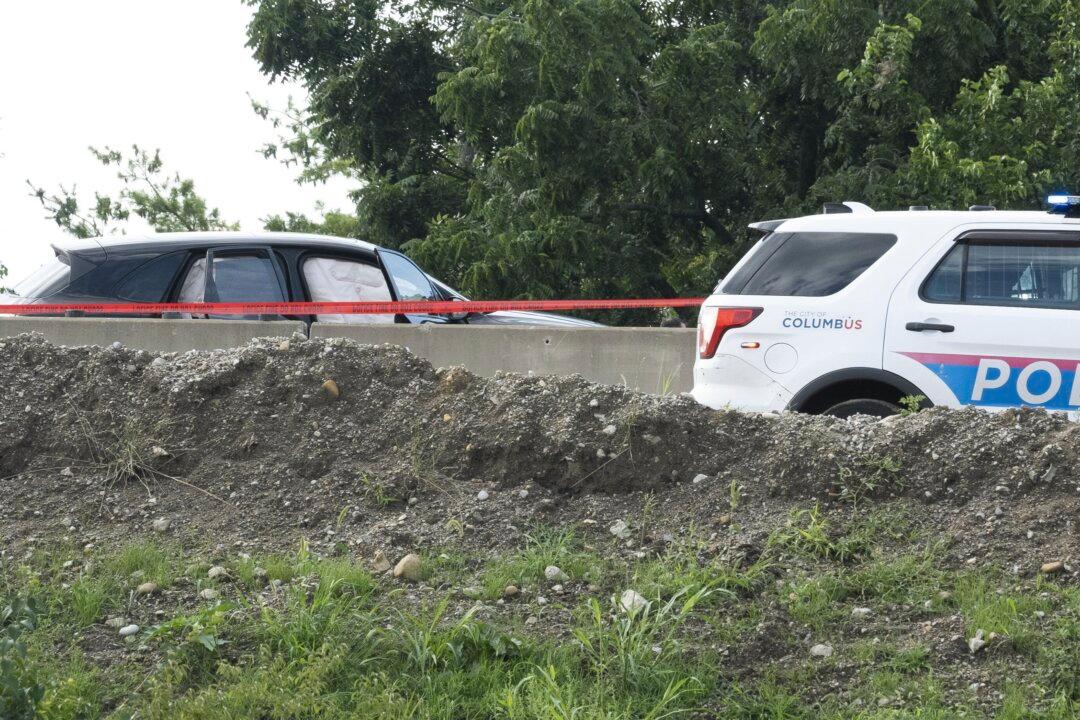 Suspect Killed, Officer Wounded as Robbery Spree Ends With Pursuit, Shootout on Ohio Interstate