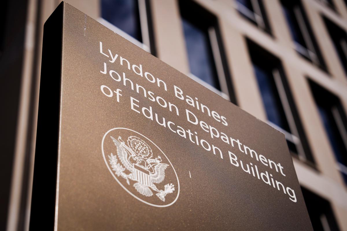 Tennessee Legislature Weighs Rejecting $1.8 Billion in Federal Education Funding