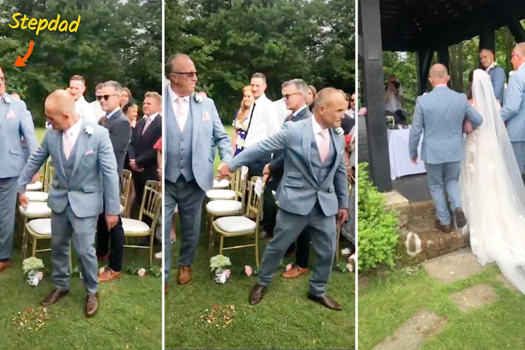 VIDEO: Stepdad Surprised When Bride’s Dad Grabs Him so They Can Both Walk Her Down the Aisle