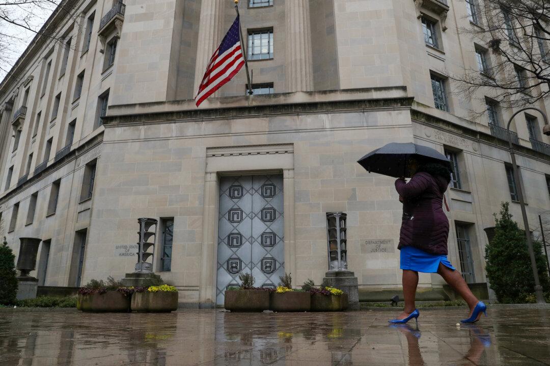 Former US Army Financial Counselor Charged With Defrauding Gold Star Families