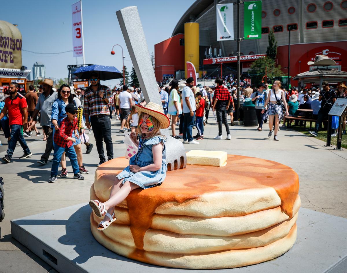 Calgary Stampede Sets New Guinness World Record for Most Pancakes Served