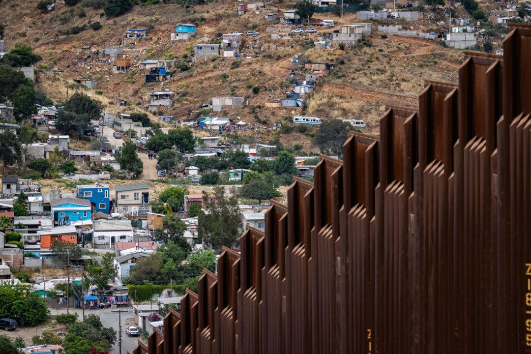 Lawmakers Debate Utility of Border War in Combating Illegal Immigration Crisis