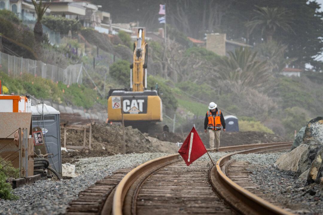 Rail Service Through San Clemente to Resume Monday