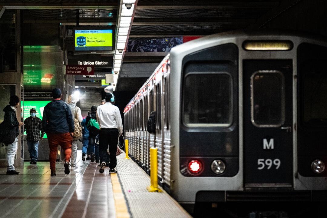 LA Metro Records Highest Bus and Train Ridership Since Pandemic