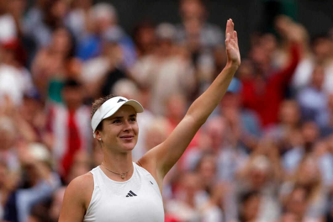 Top Seed Swiatek Toppled by Svitolina in Wimbledon Quarter-Finals