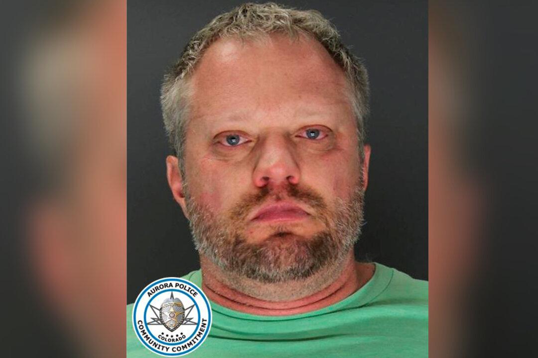 Prosecutors to Present Evidence Colorado Dentist Charged in Wife’s Death Tried to Kill Detective