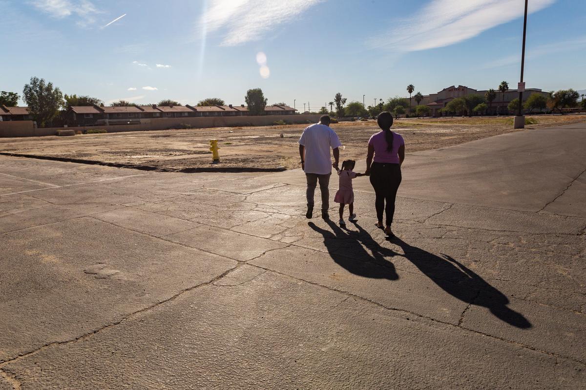 Study Reveals More Australians Abandoning Traditional Definitions of Family