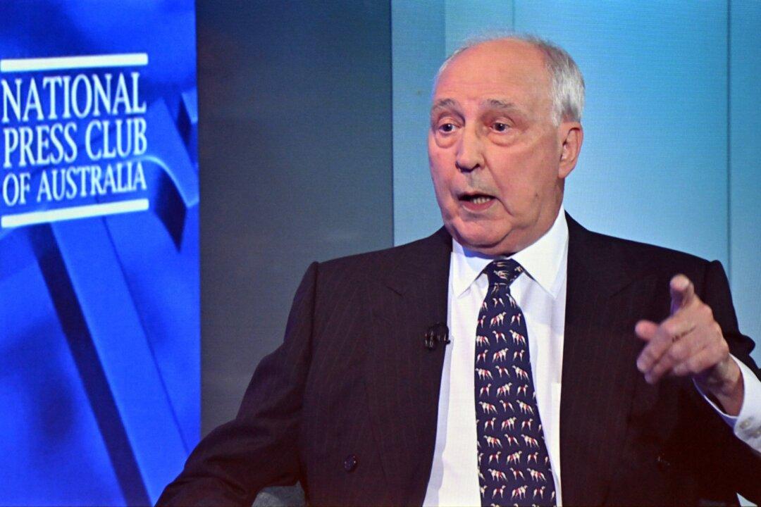 Keating Compliments Wang, While Opposition Takes Aim at Backchannel Diplomacy