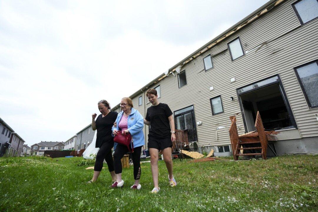 More Than 100 Homes Damaged After Tornado Hits Ottawa Suburb
