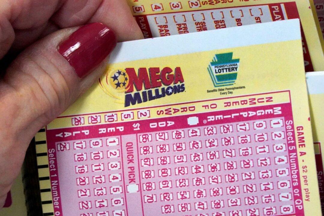 Mega Millions Jackpot Grows to $640 Million, Among Highest in Lottery Game’s History