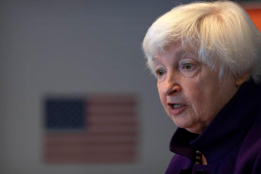 Yellen Visits India Again to Promote Closer Ties and Tackle Global Economic Problems