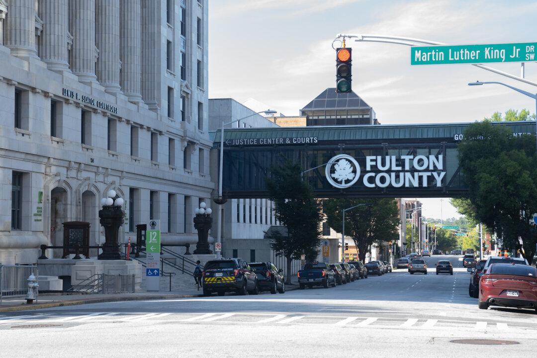 Alabama Man Facing Charges Over Alleged Threats Against Trump Case Officials