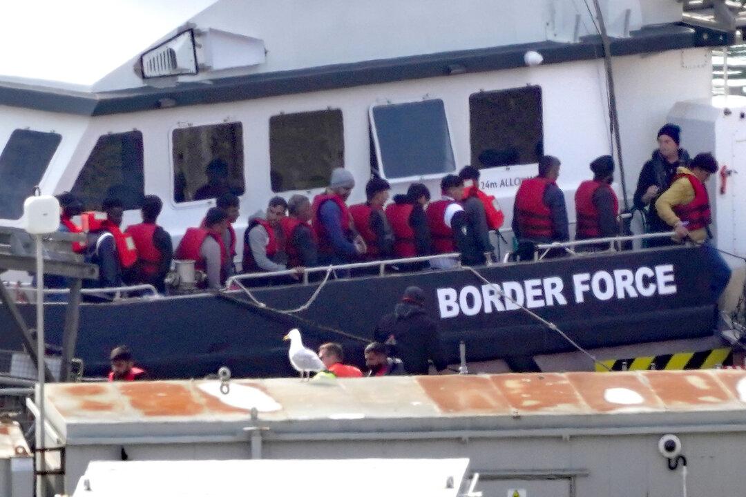 Illegal Migration Bill to Become Law After Government Sees Off Final Lords Challenges