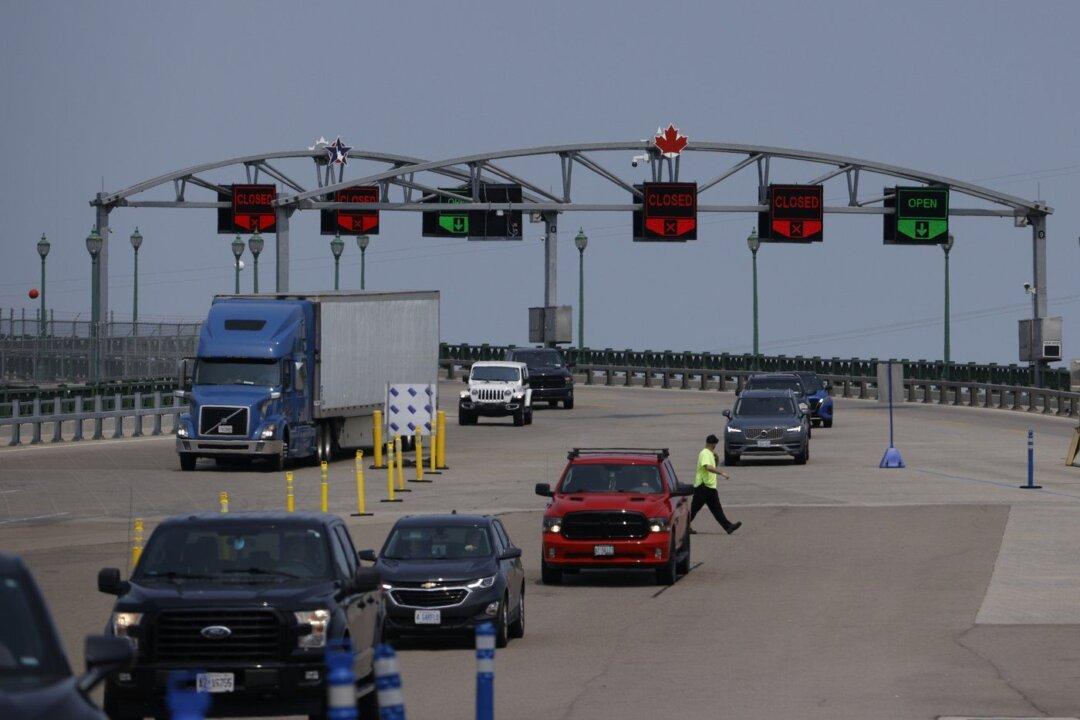 15 Alleged Members of Crime Ring Arrested After Cargo, Trucks Worth Millions Stolen