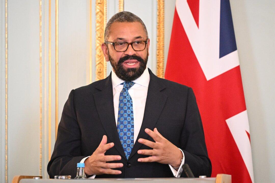 Britain Under Pressure to Take a Stance on Financial Aid to Palestine