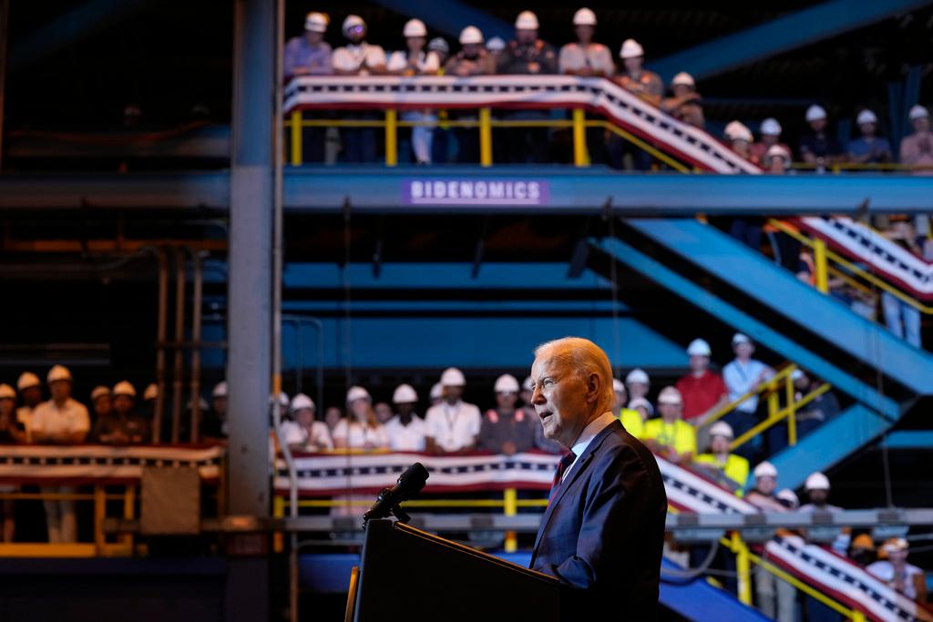 IN-DEPTH: Biden Bets on Economy as Election Strategy