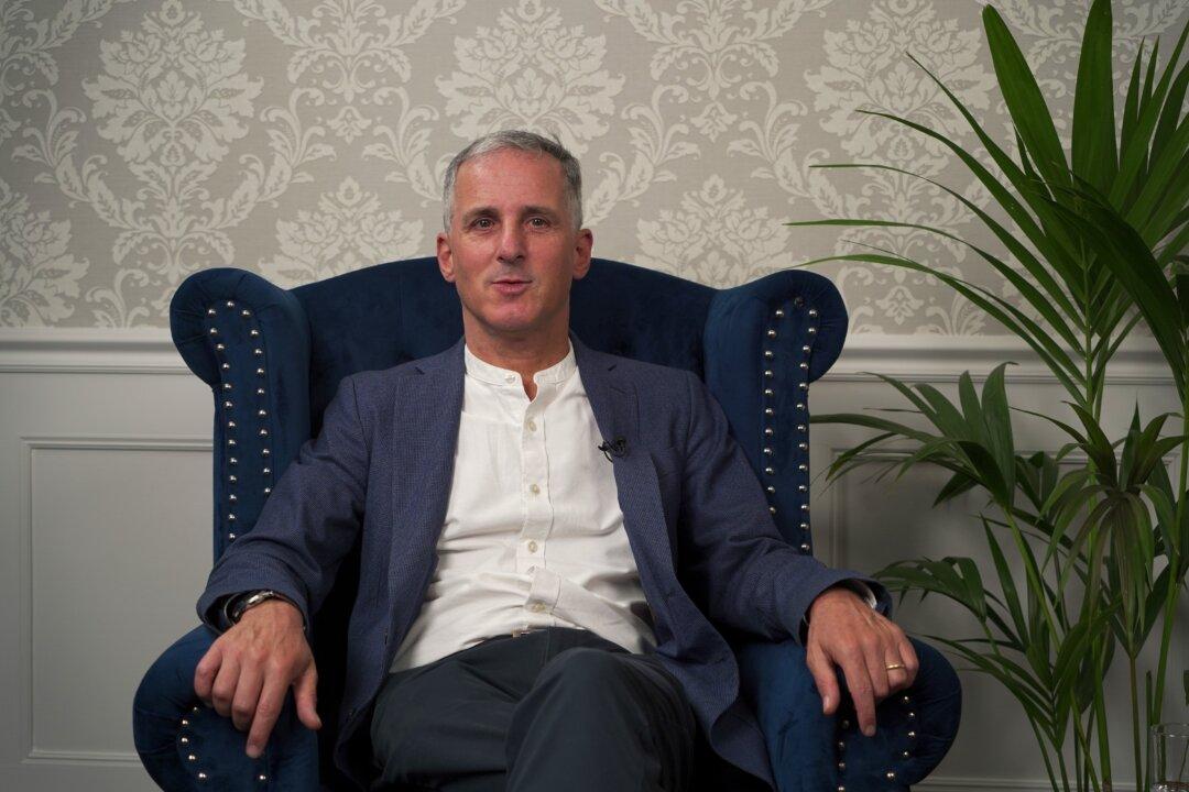 Population Expert Says UK Needs to Raise Fertility Rates or Face a Stark Choice Between Decline and Immigration