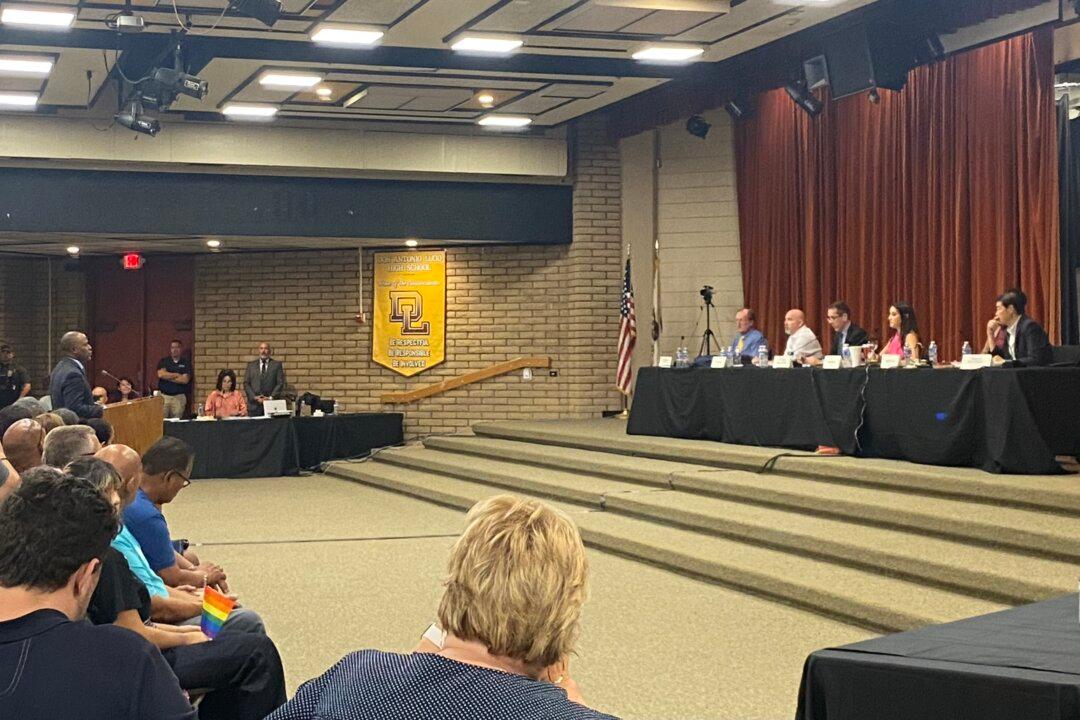 California School District Votes to Inform Parents of Child’s Gender Status, State Superintendent Escorted out of Meeting