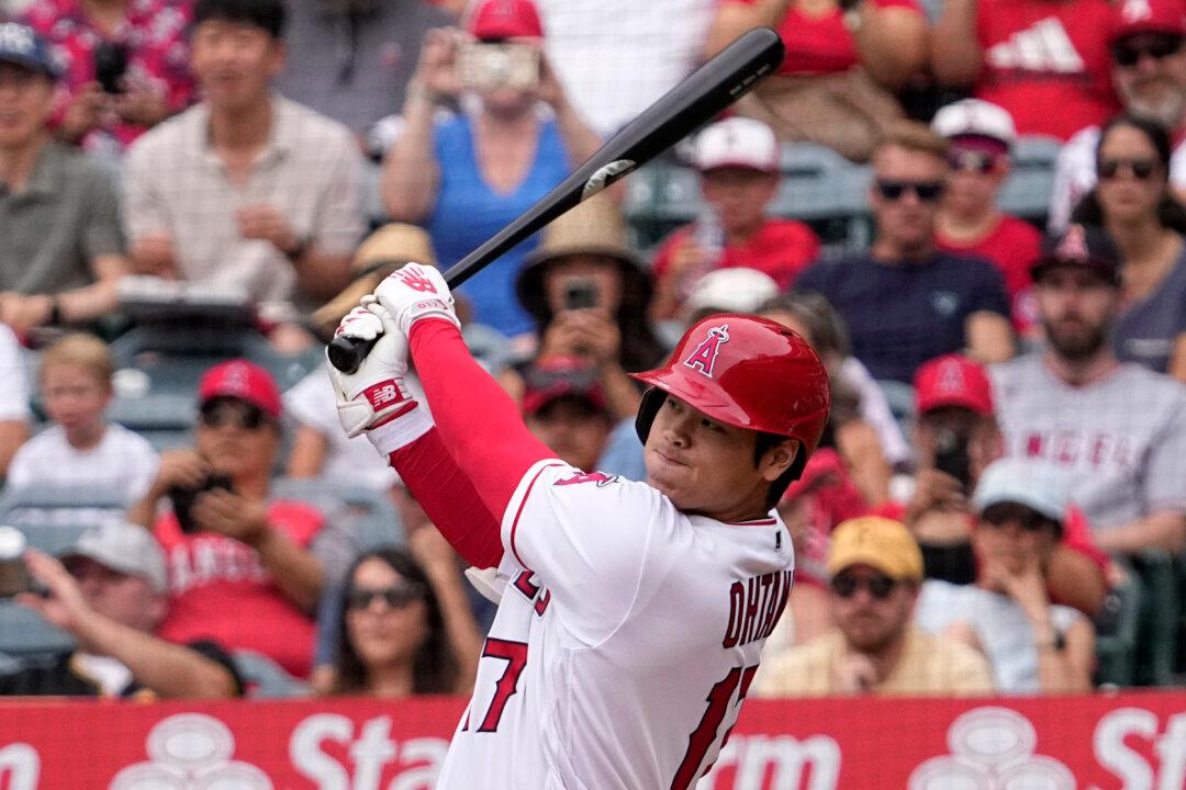 Shohei Ohtani Homers in Last Home Game Before Trade Deadline as the Angels Beat the Pirates 7–5
