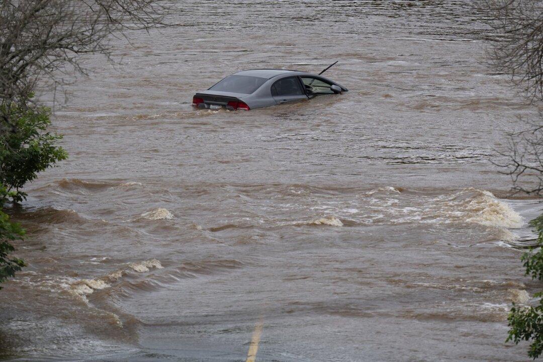 Searchers Continue to Pump Water From Nova Scotia Field in Search for Flood Missing