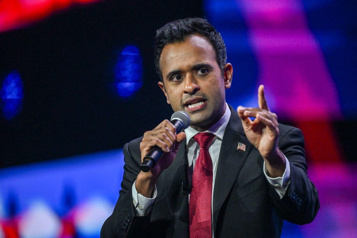 Vivek Ramaswamy Vows ‘Nixonian Realism’ on Russia, China, and Taiwan